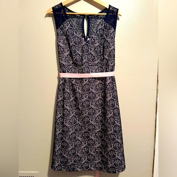 Motherhood Maternity Gender Reveal Lace Overlay Sleeveless Dress NWT - Picture 4 of 16